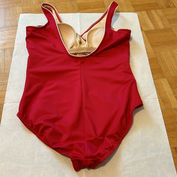 Miraclesuit - Picture 4 of 11